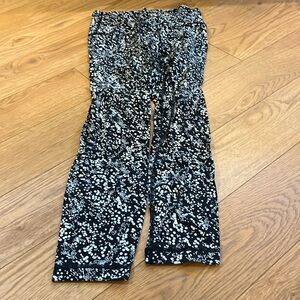 Lululemon 8 pants